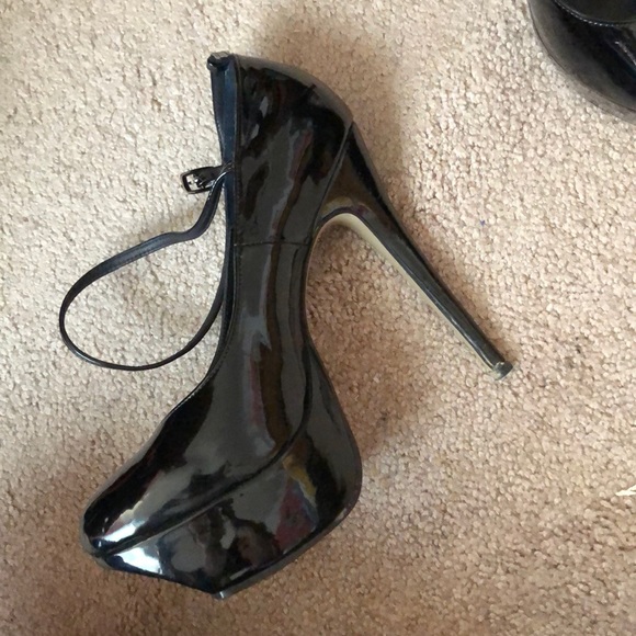 6in Black Silhouette Heel - Picture 2 of 2